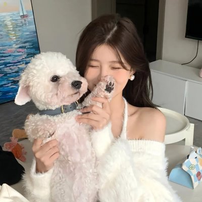 想被拥抱的12个女人